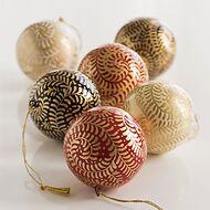 6 Papiermaché Christbaumkugeln Udhampur Bunt