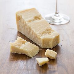 Parmigiano Reggiano D.O.P. delle Vacche Rosse